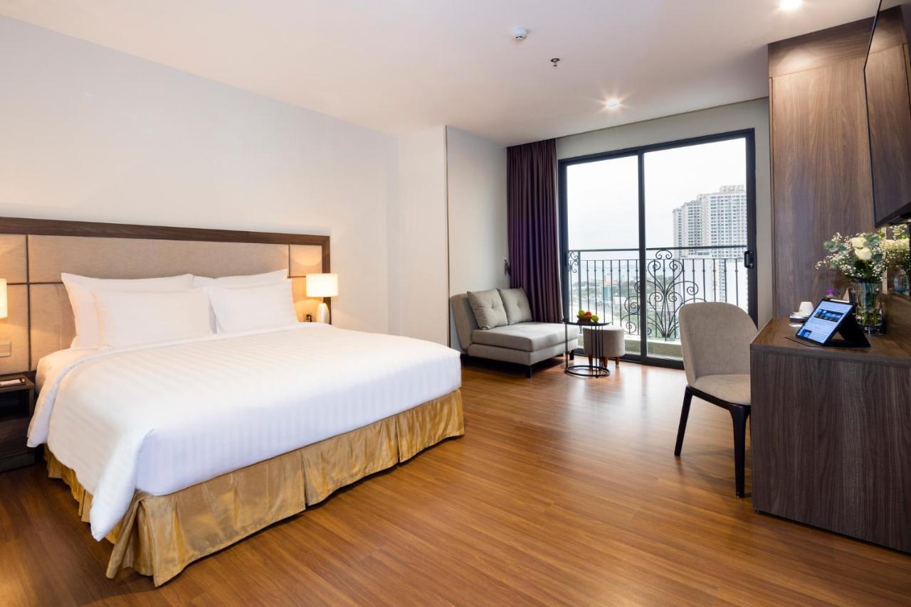 Aston Nha Trang City Hotel מראה חיצוני תמונה