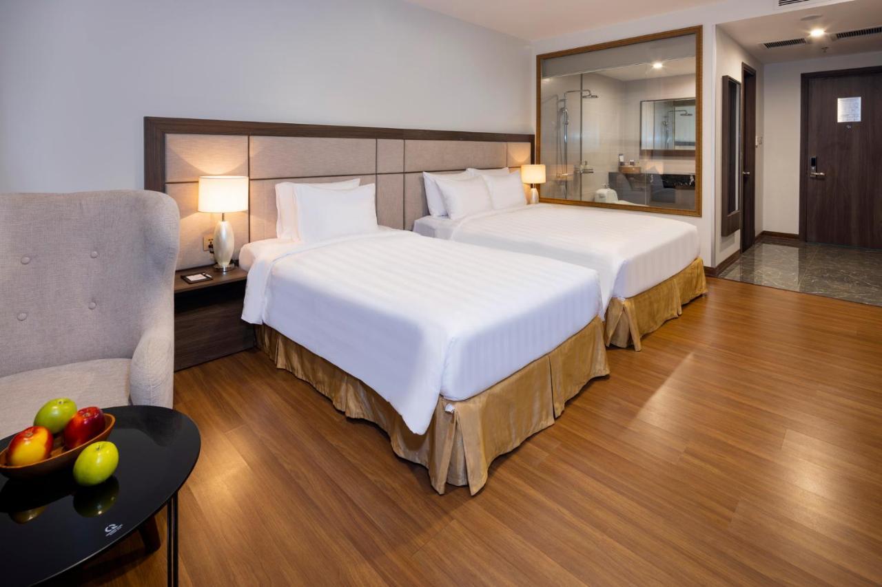 Aston Nha Trang City Hotel מראה חיצוני תמונה