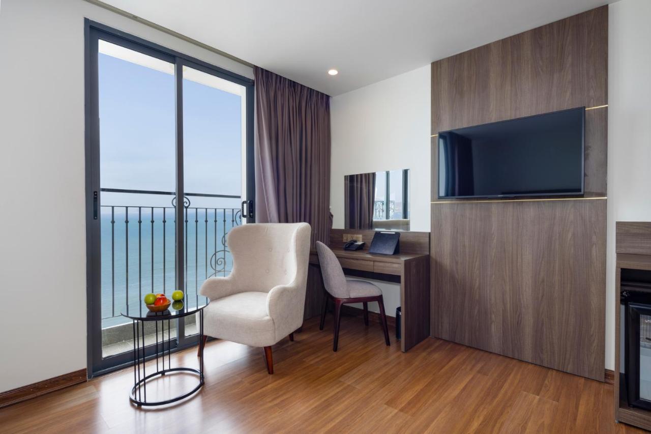 Aston Nha Trang City Hotel מראה חיצוני תמונה