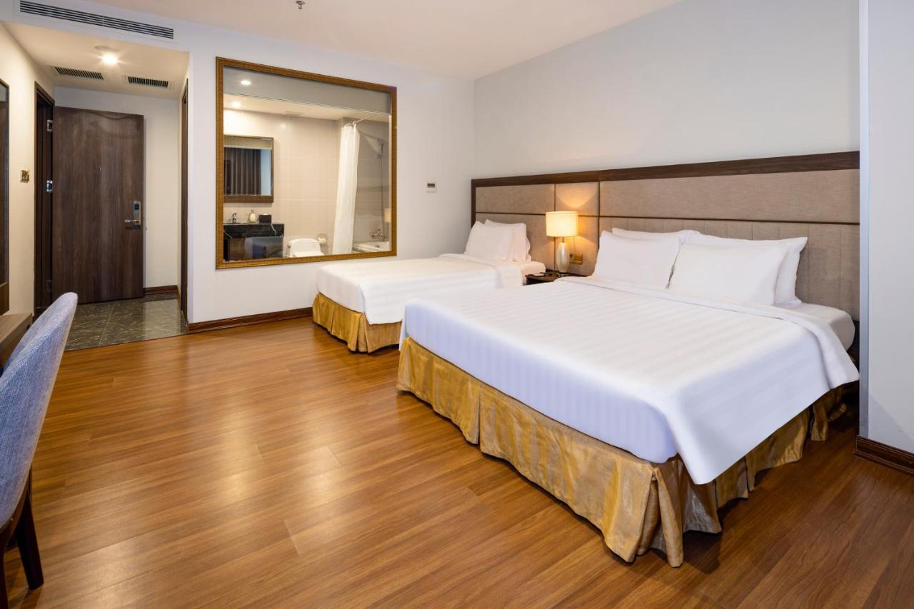 Aston Nha Trang City Hotel מראה חיצוני תמונה