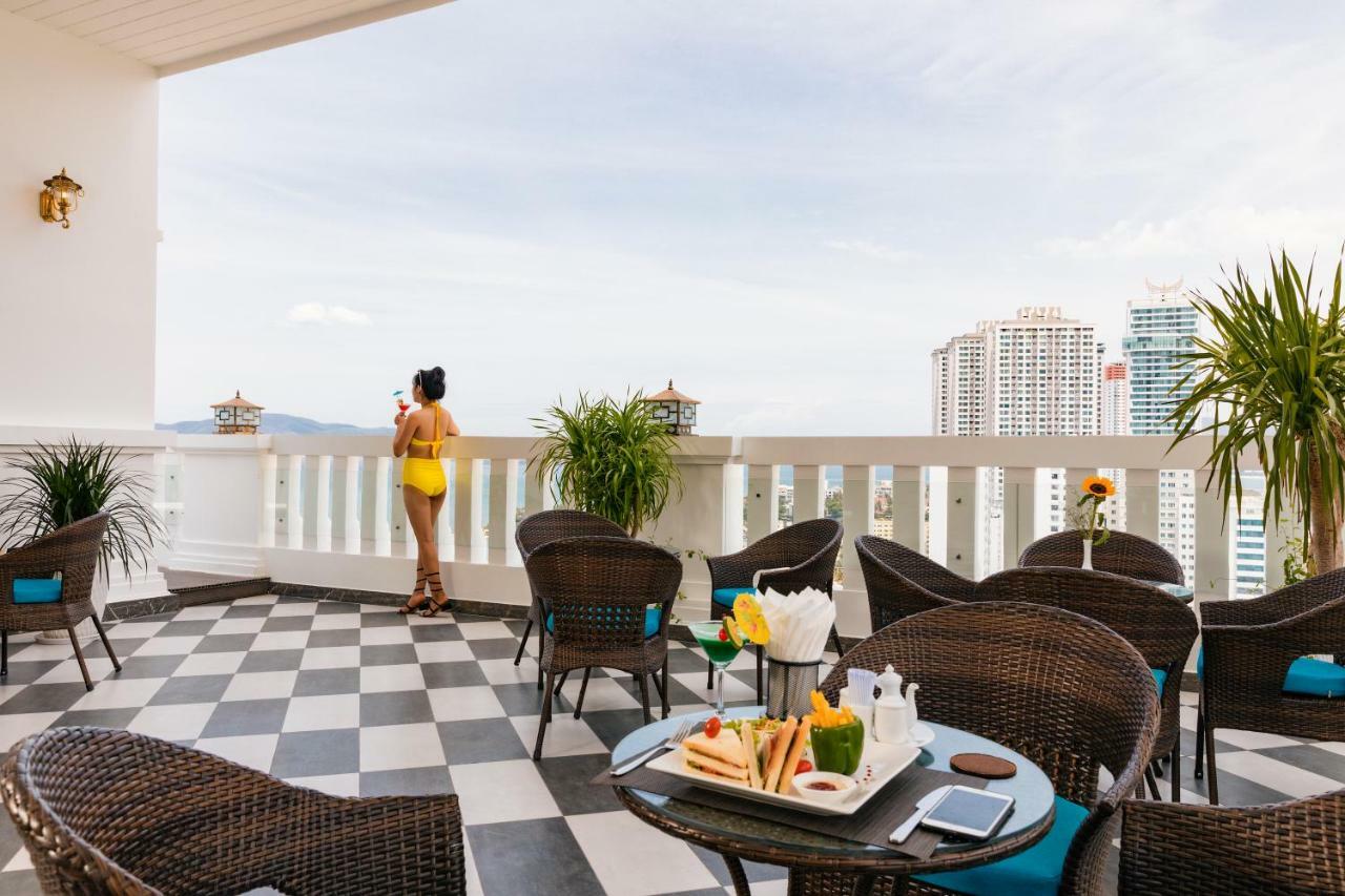 Aston Nha Trang City Hotel מראה חיצוני תמונה