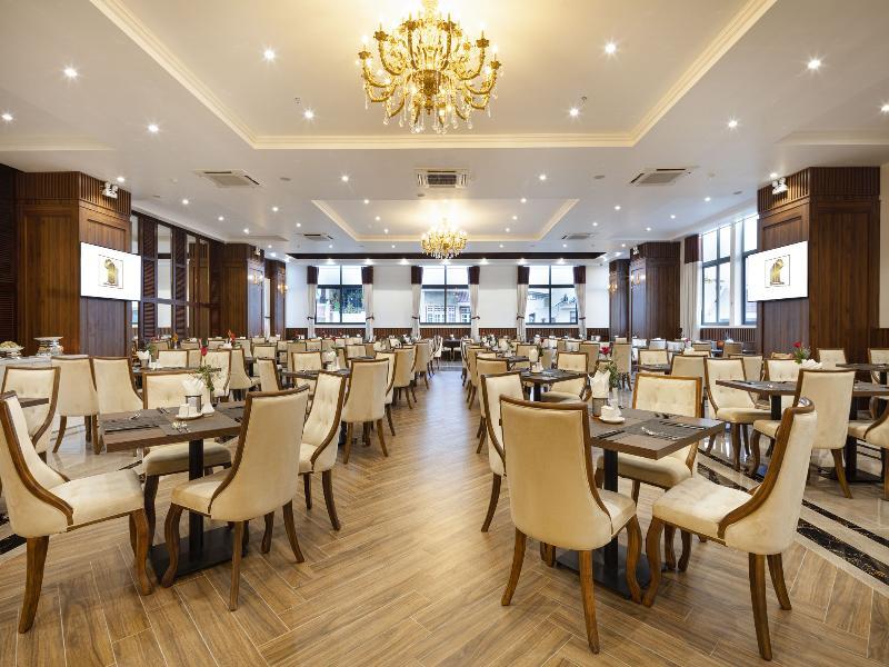 Aston Nha Trang City Hotel מראה חיצוני תמונה